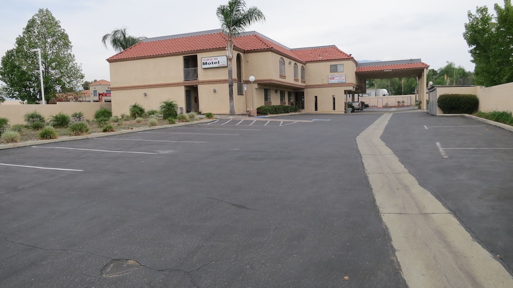Calimesa Inn Motel 2/46
