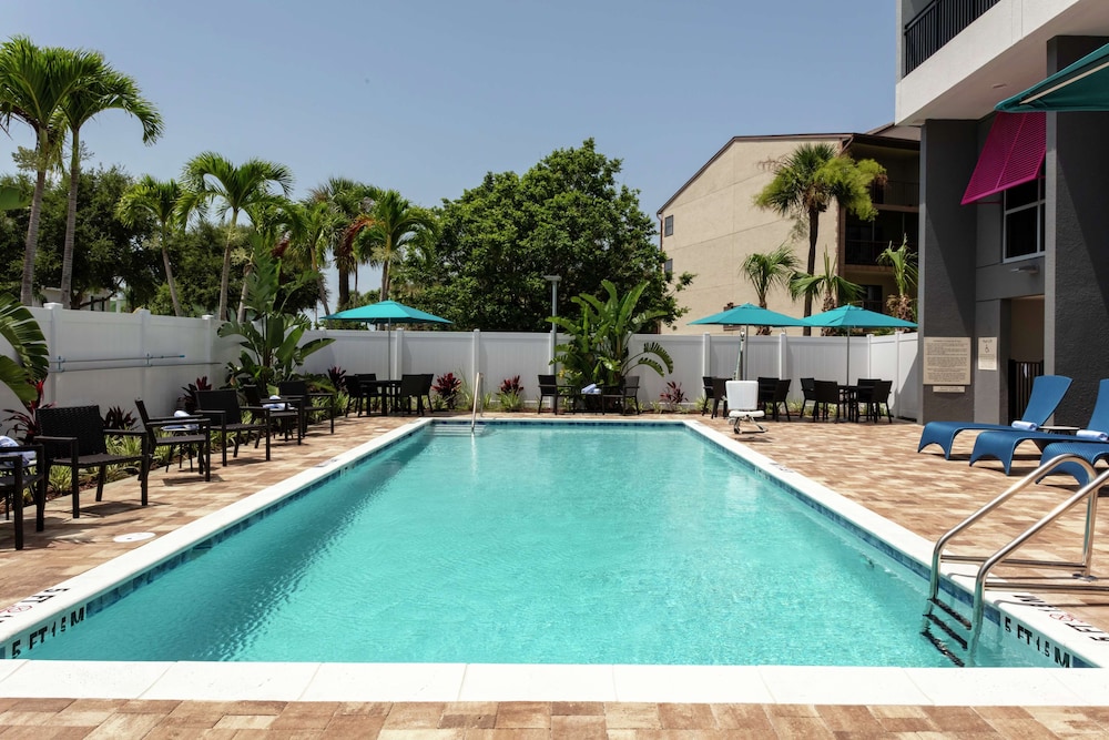 Hampton Inn Dunedin Fl 5/34