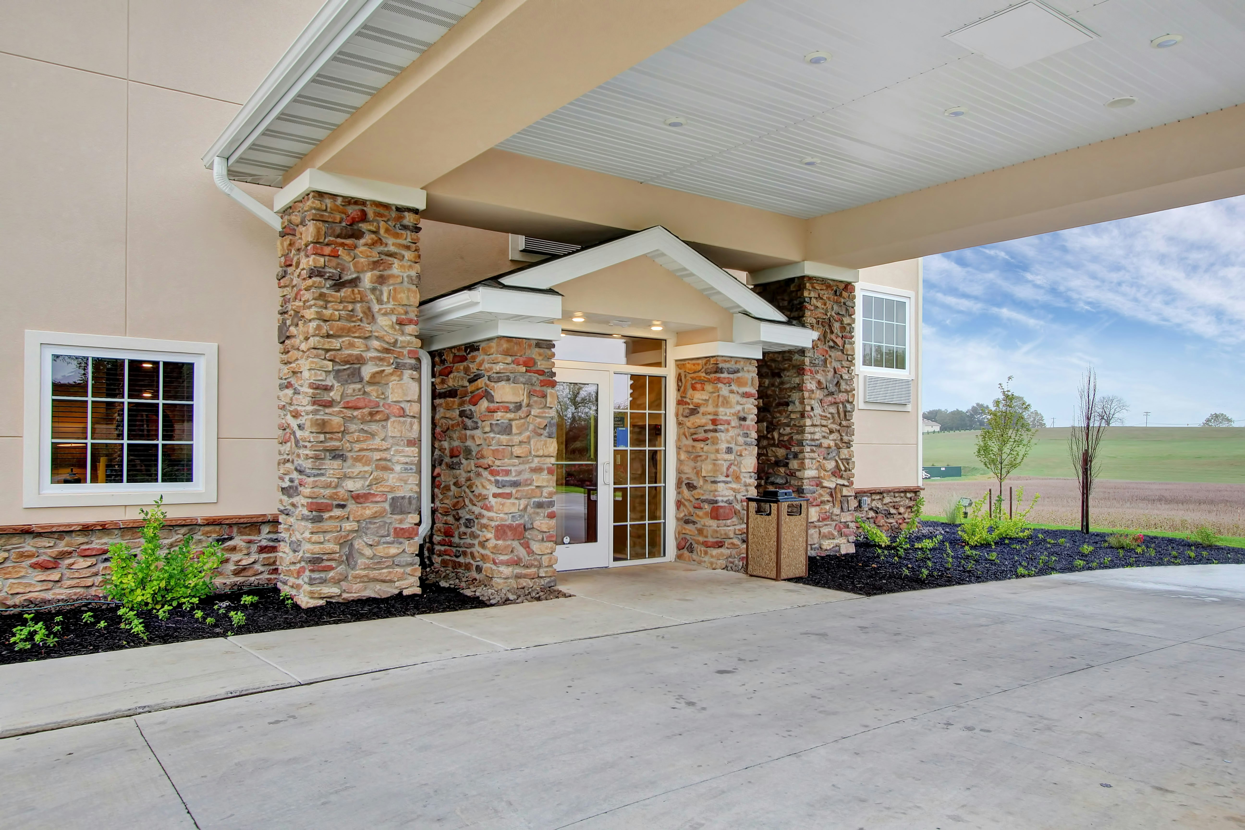 Cobblestone Hotel Suites Waynesboro Pa 46/48