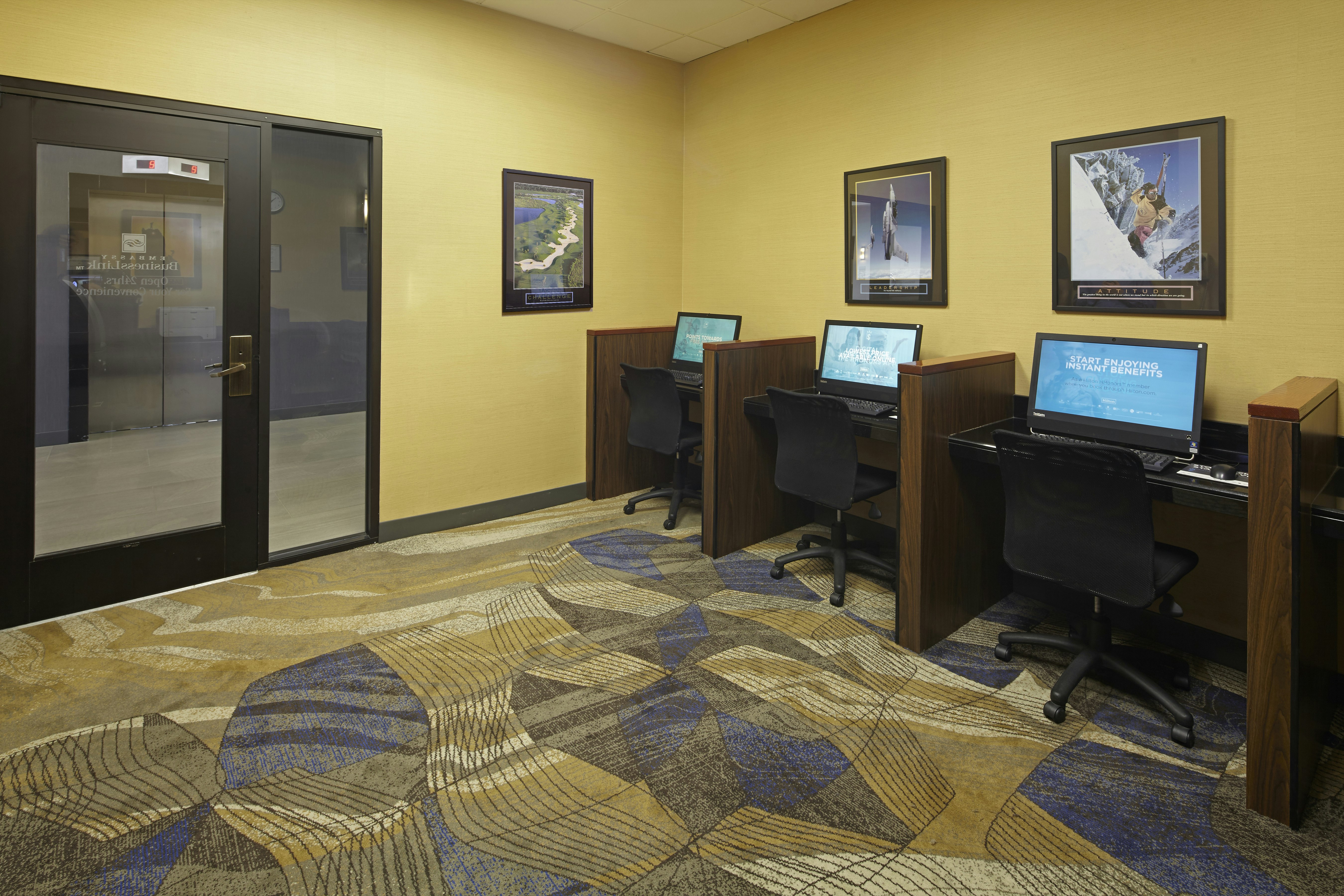 Embassy Suites by Hilton Los Angeles International Airport North 71/74