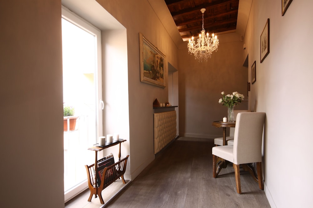 Le Suite Del Barone 43/56