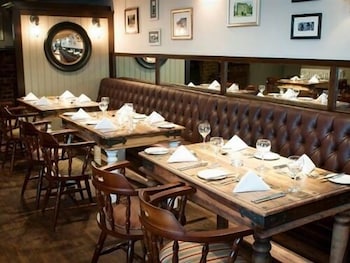 The Tavern Steakhouse And Lodge 41/54