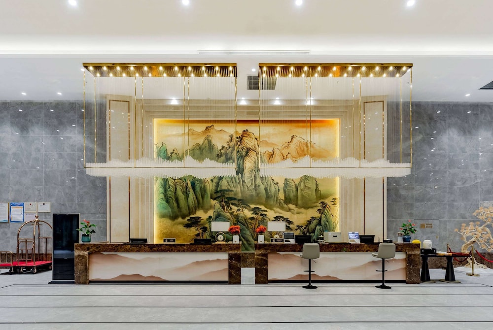 Howard Johnson Lakeview Hotel Huaibei 31/48