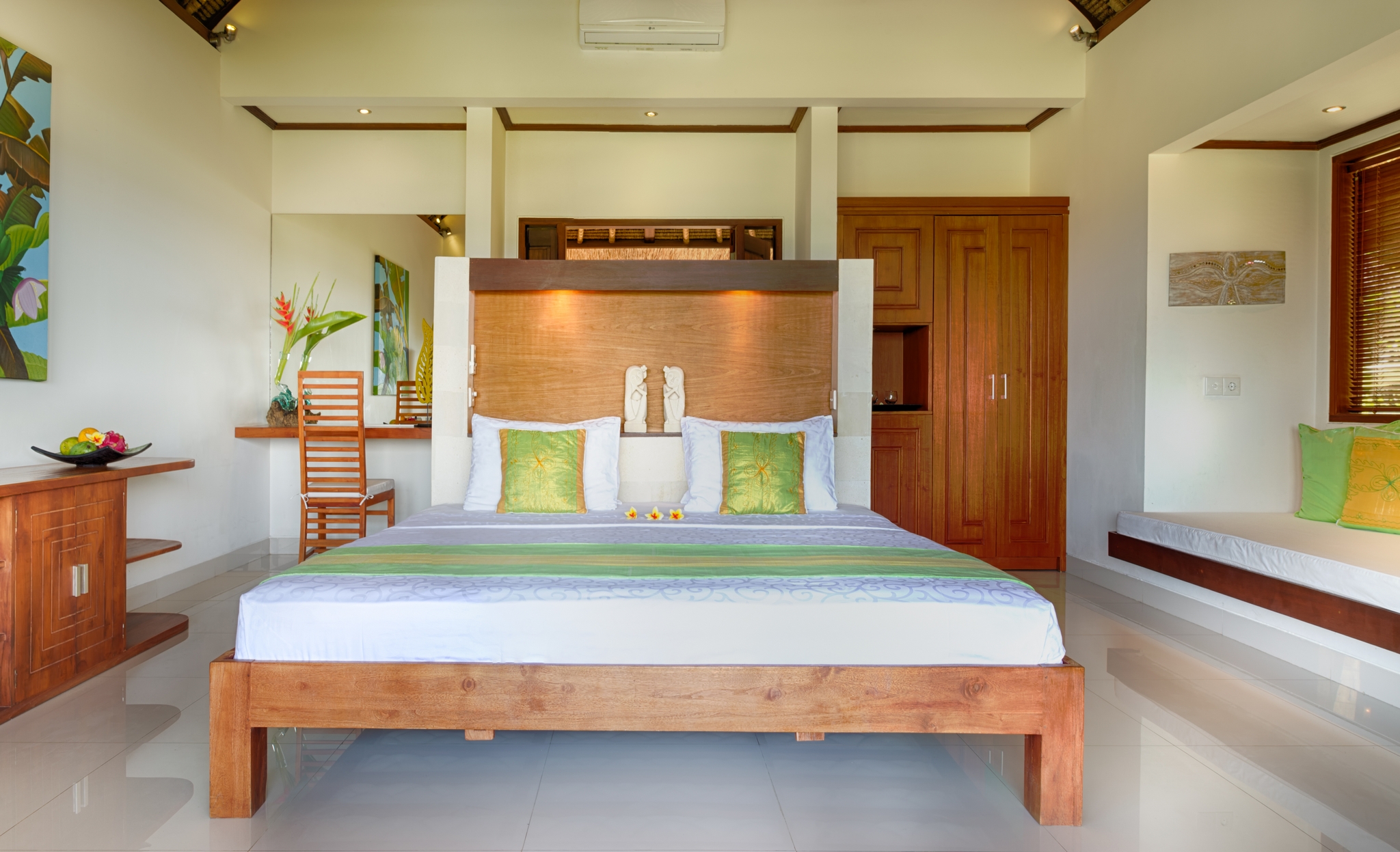 Bungalow, Beach Front, with Pool