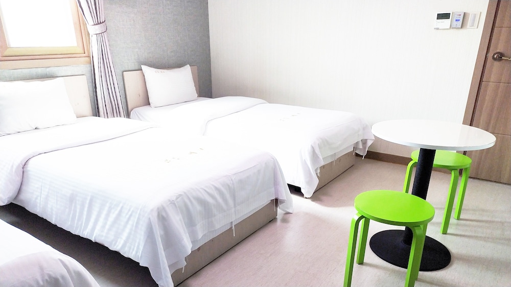 Golden Park Hotel 24/59