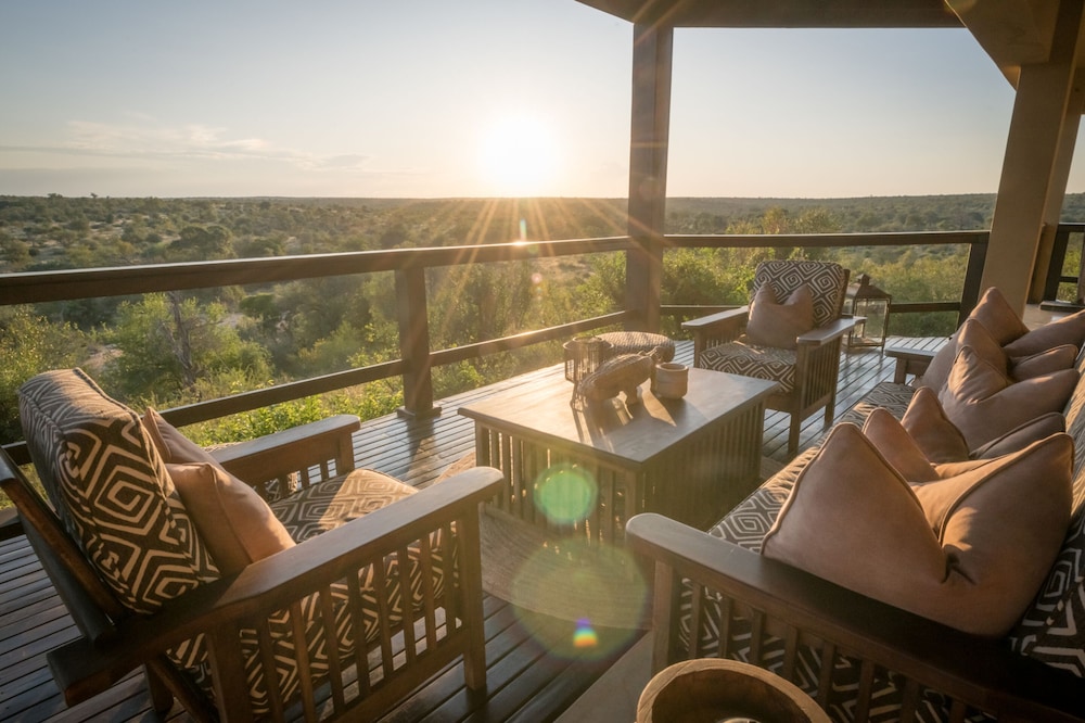 Makumu Private Game Lodge 26/50