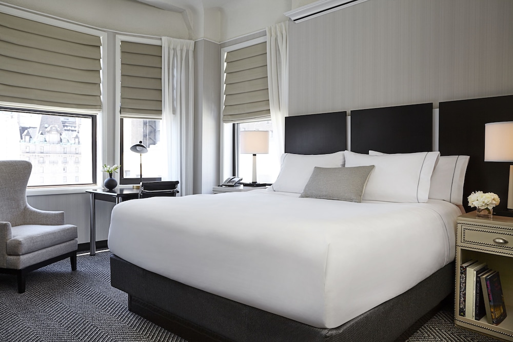 The Gregorian Hotel 11/50