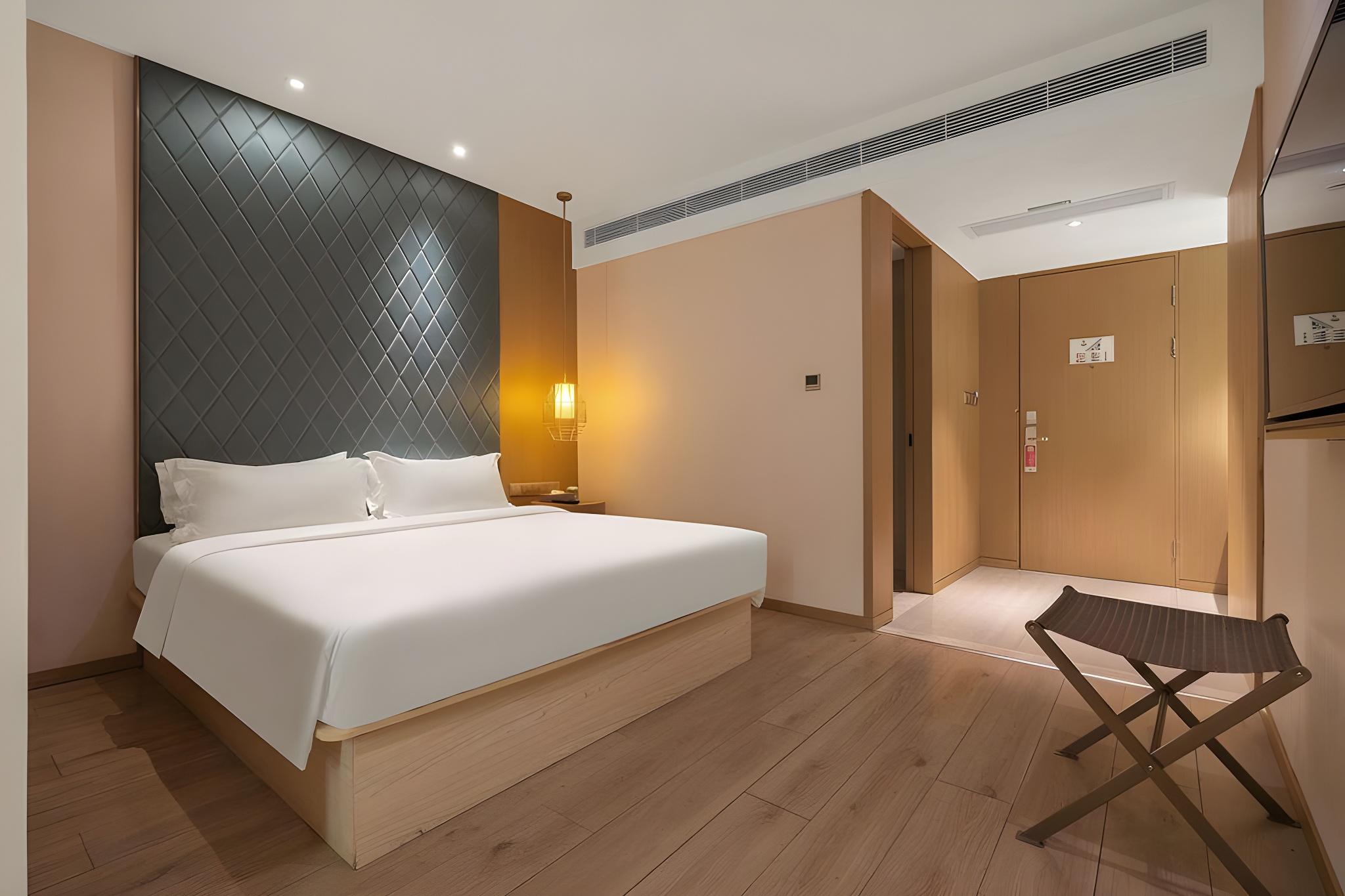Superior, Double Bed, No Window