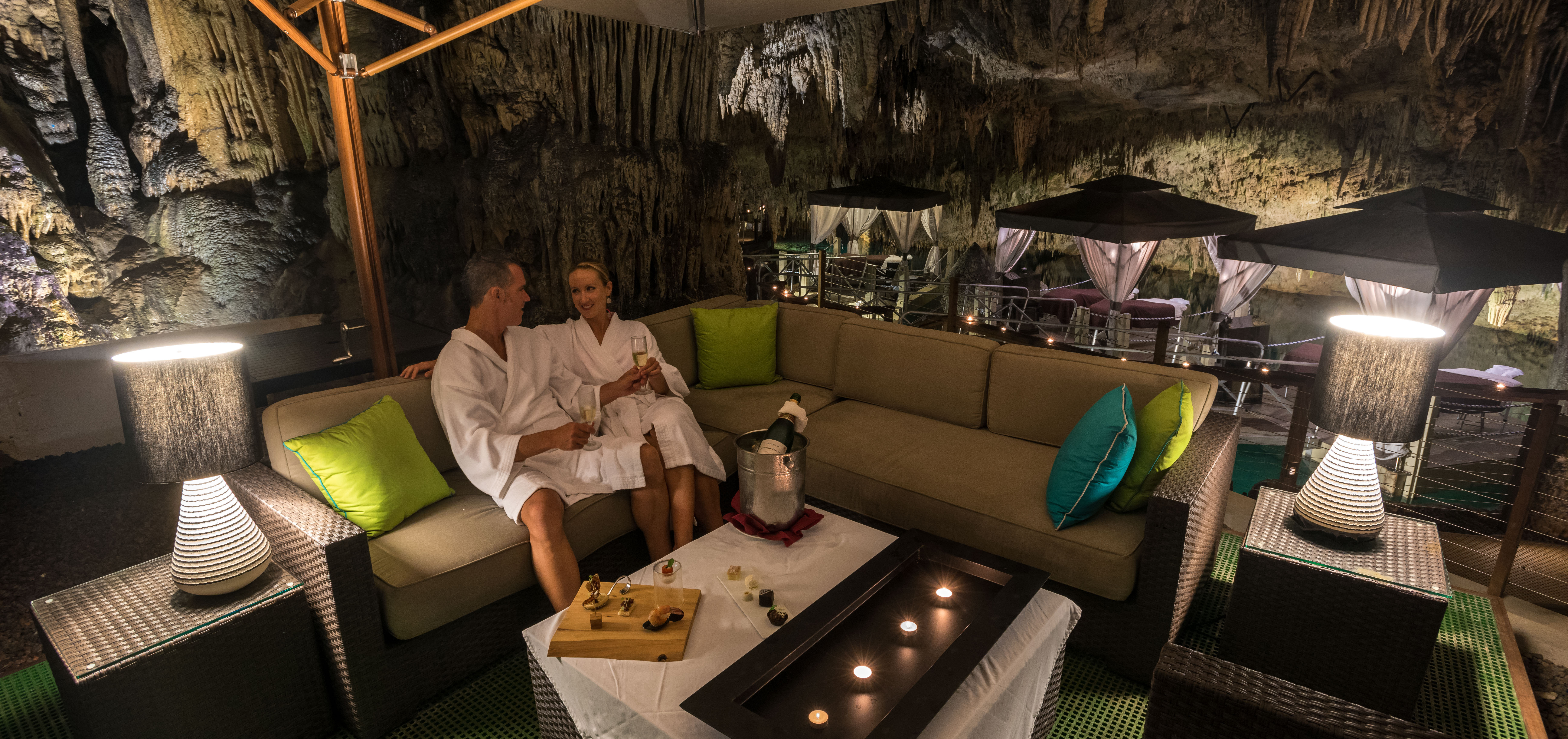 Grotto Bay Beach Resort Bermuda 30/50