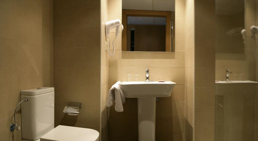 Hotel Acapulco Lloret 73/73