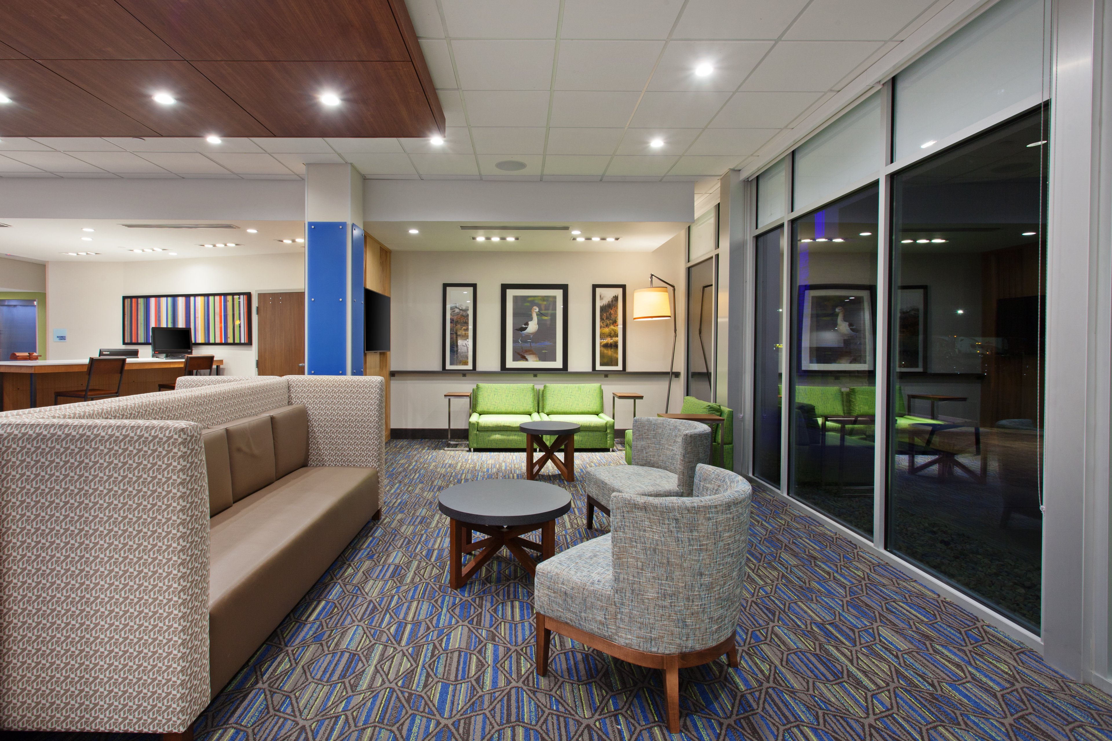 HOLIDAY INN EXPRESS & SUITES BRIGHAM CITY - NORTH UTAH 38/57