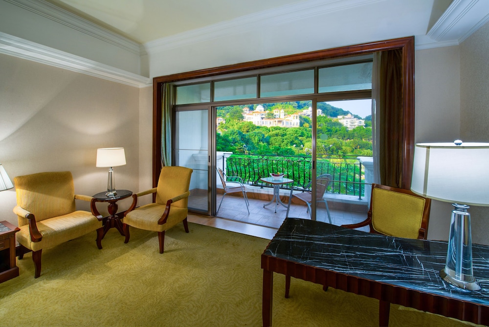 Guangzhou Phoenix City Hotel 41/63