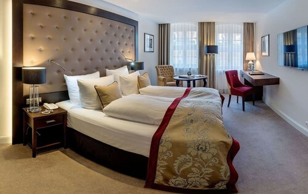 Romantik Hotel Burgkeller & Residenz Kerstinghaus 5/50