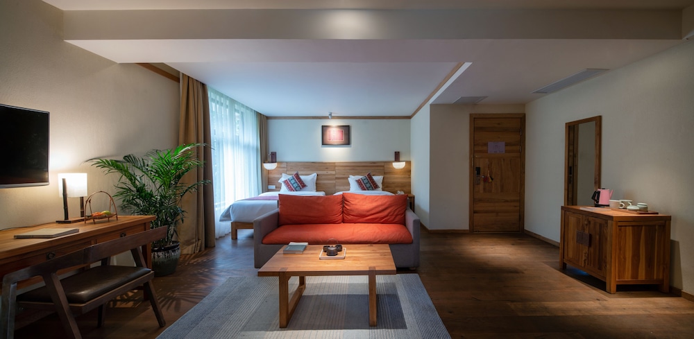 The Apsara Lodge 38/75