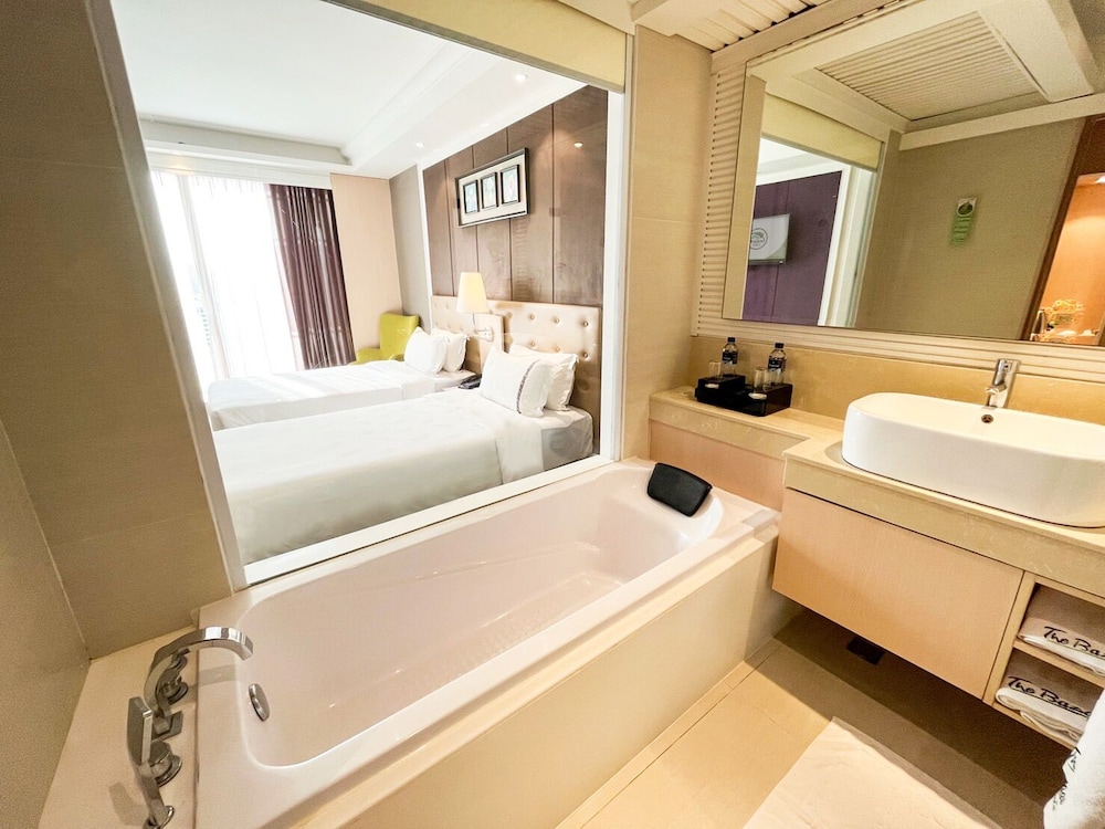 The Bazaar Hotel Bangkok 28/77