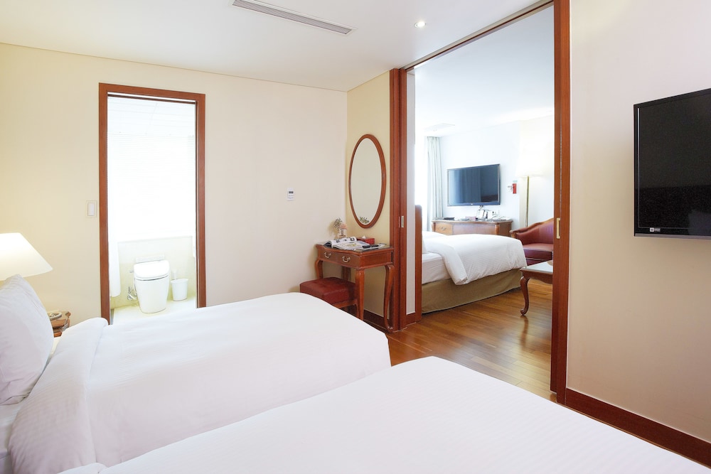 Sejong Hotel 43/78