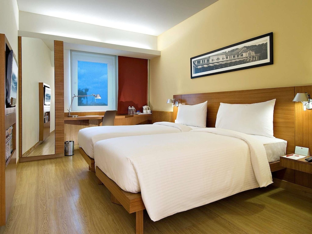 Ibis Pune Viman Nagar 18/68