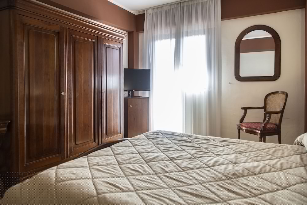 GRAND HOTEL DEL PARCO 22/62