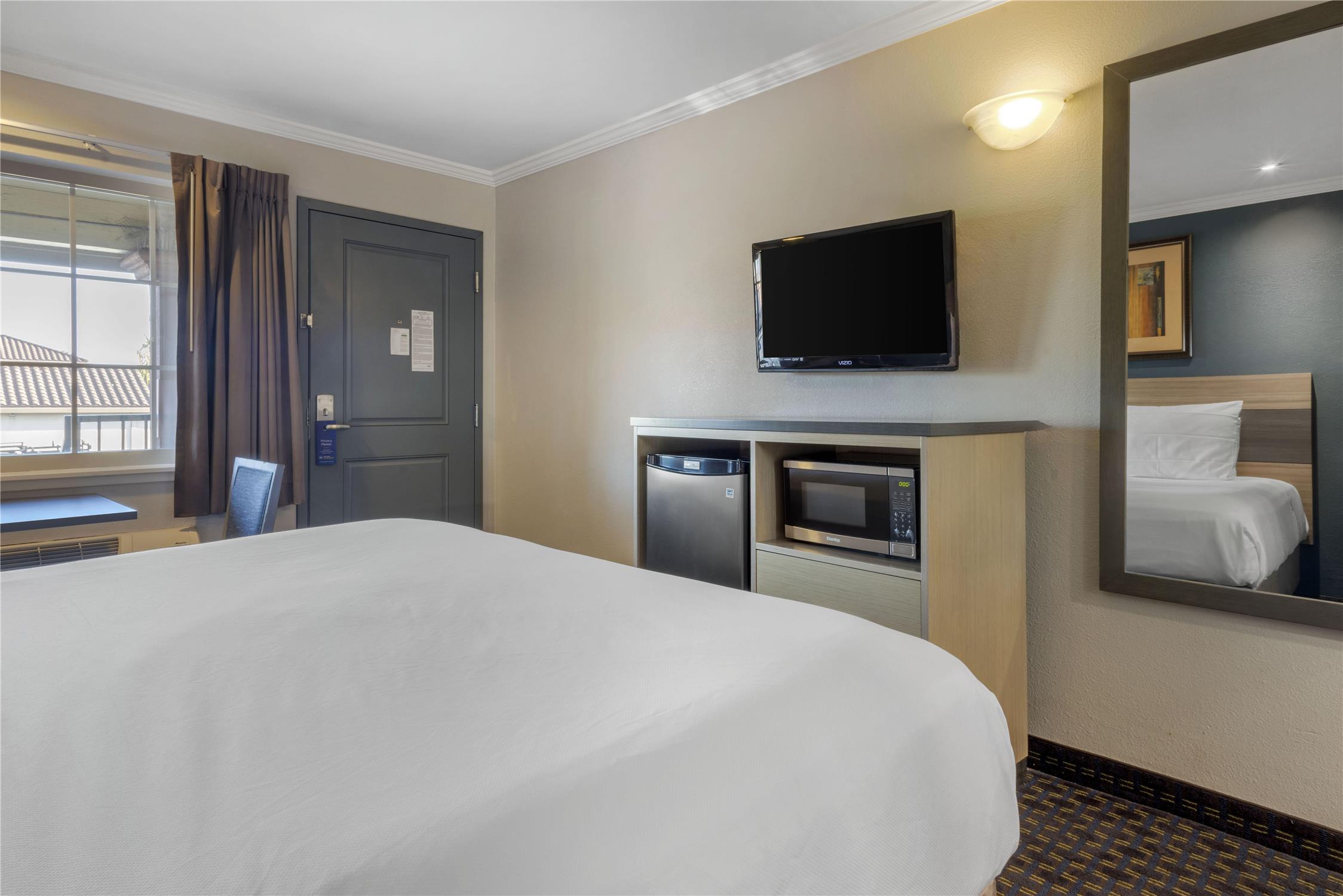 2 Rooms, Suite, 2 Queen Beds