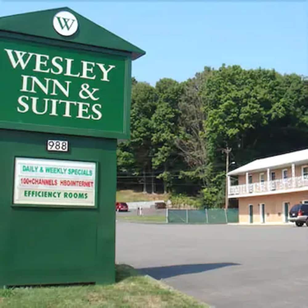 Wesley Inn & Suites 2/11
