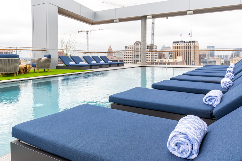 The Otis Hotel Autograph Collection