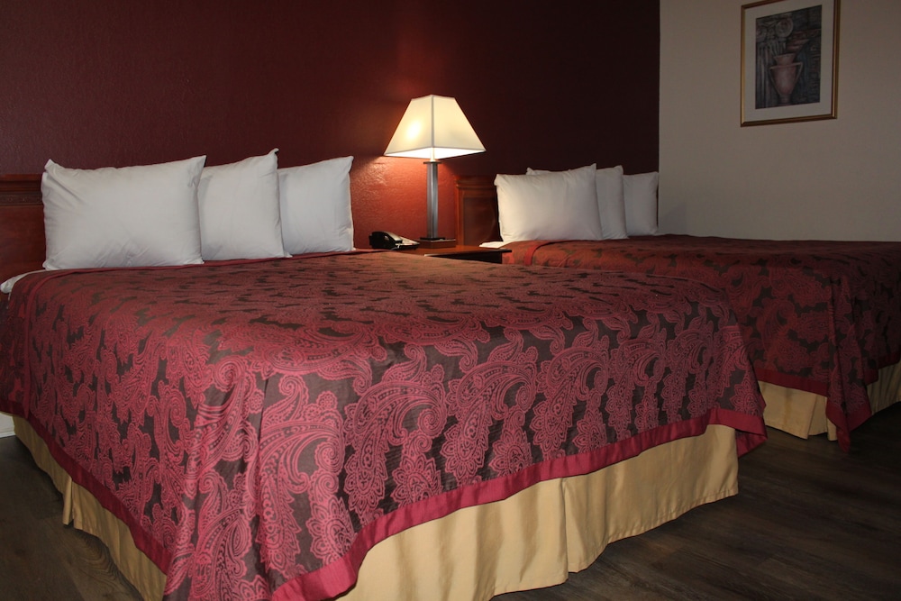 Travel Inn of Buford 8/54