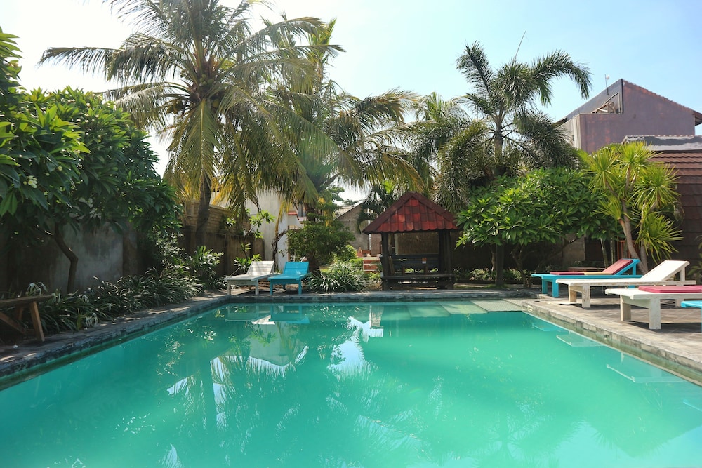 GiliPaddy Resort 63/65