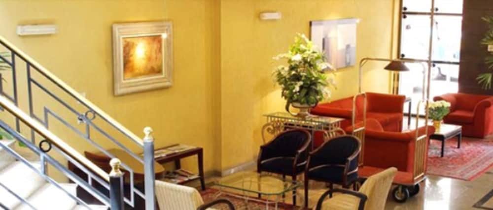 Trevi Hotel & Business 52/67