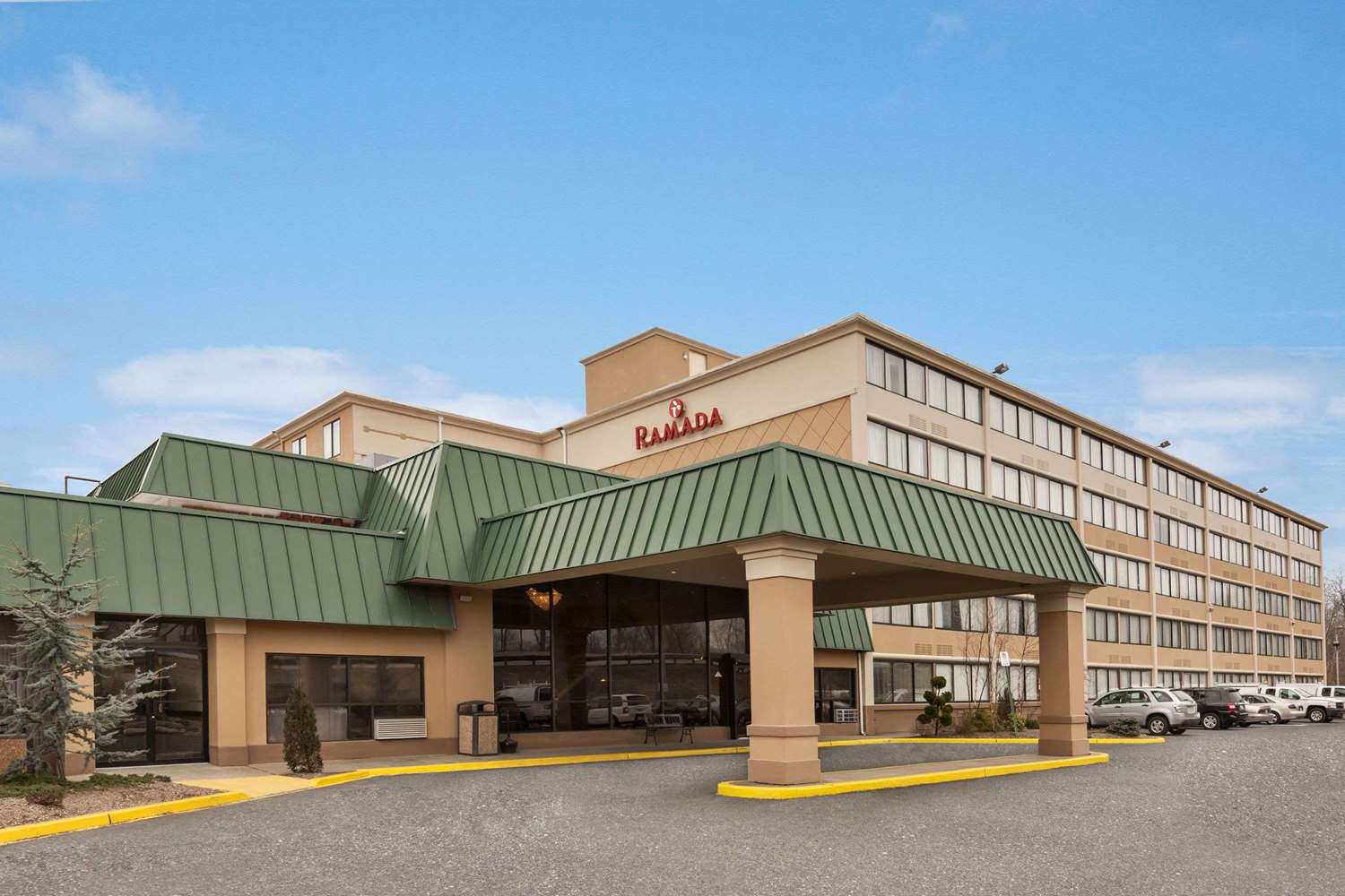 Ramada By Wyndham Rochelle Park Near Paramus 14/17