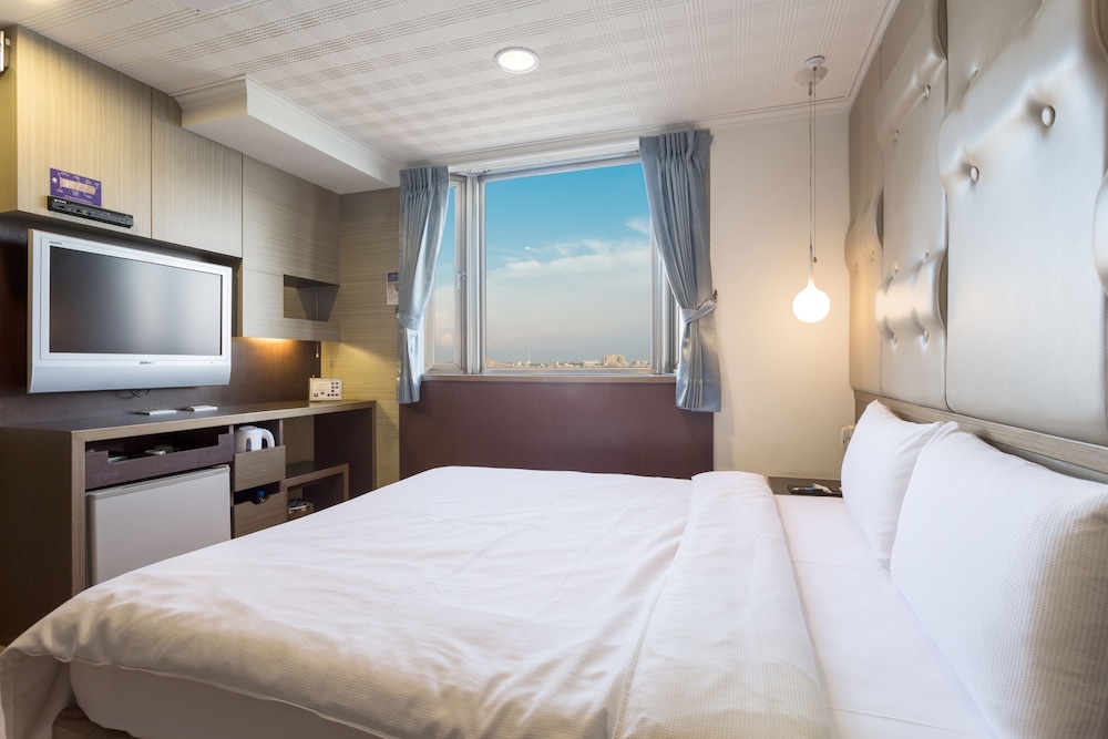 MF Hotel Penghu 16/70