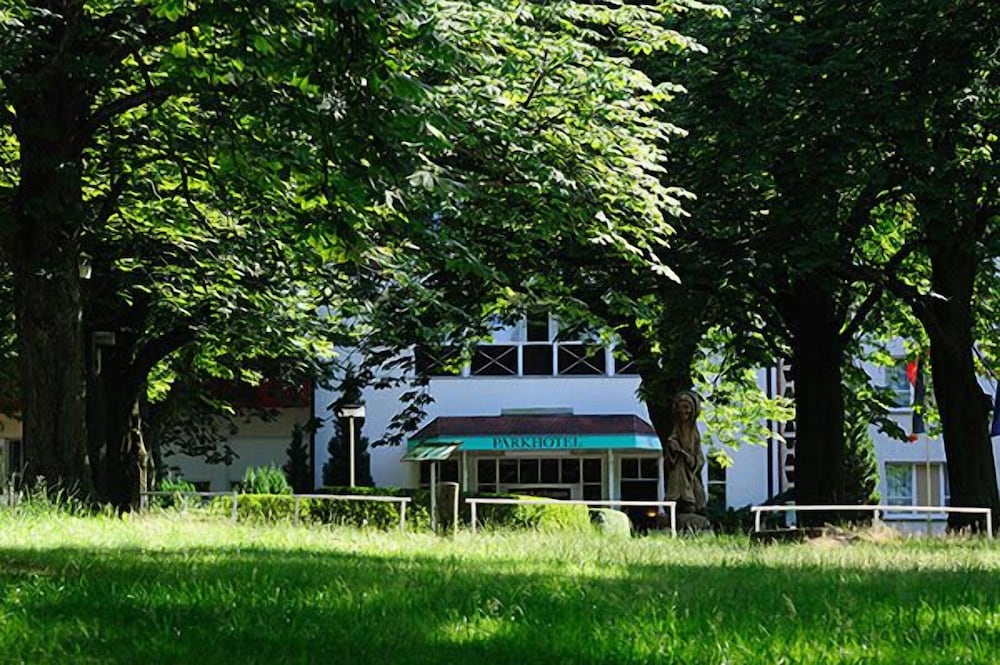 Parkhotel Kluschenberg 52/55