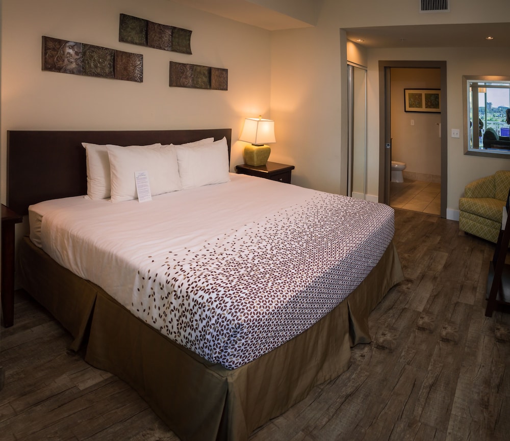 South Beach Hotel Suites 5/28