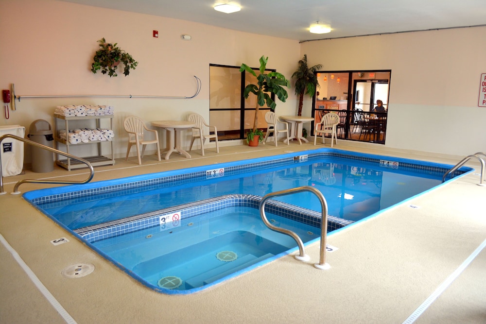 Quality Inn I-70 Near Kansas Speedway 3/45