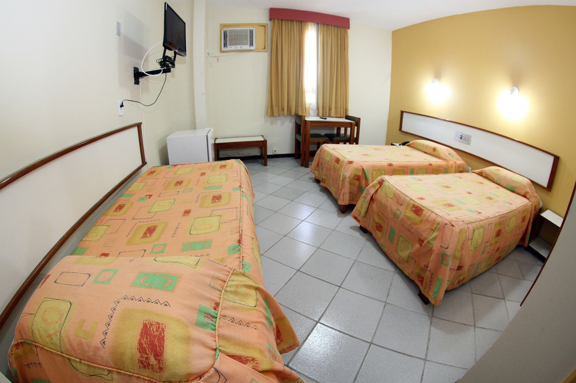 ECONOMY, TRIPLE, 3 BEDS