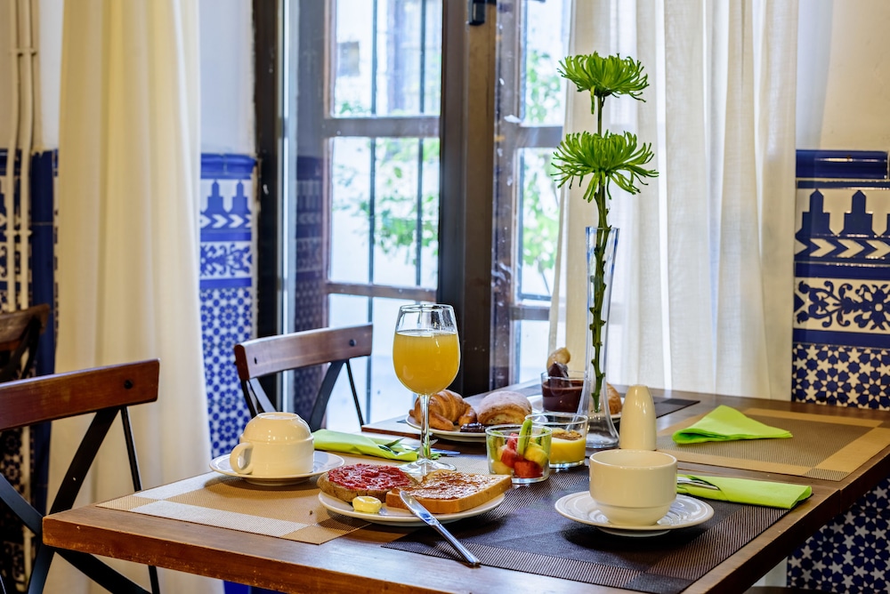 Hotel Palacio de Santa Ines 58/75