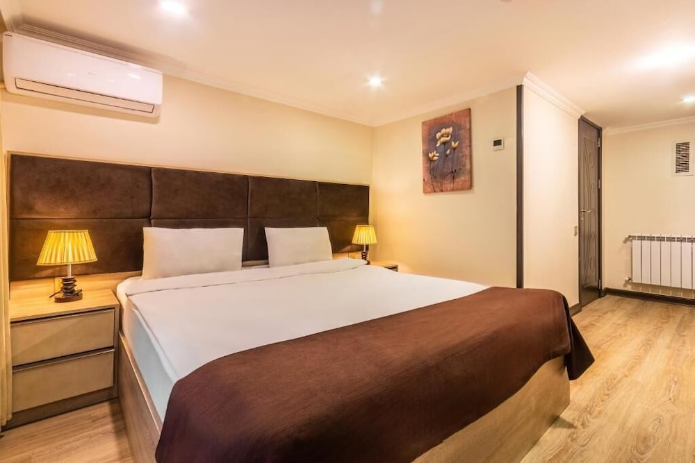 Clover Hotel Baku 21/50