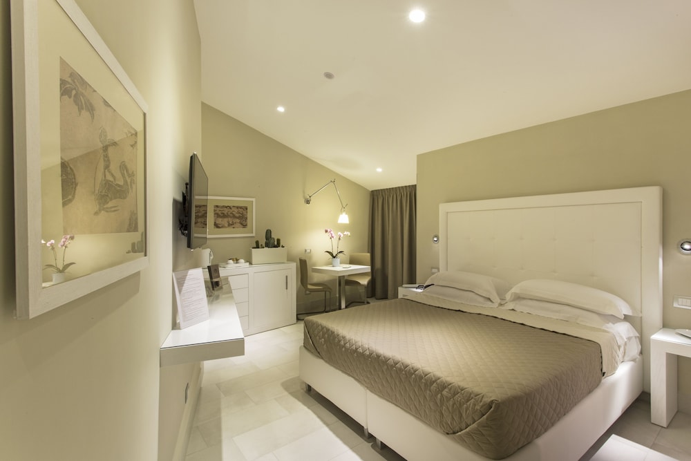 Magi House 7/50