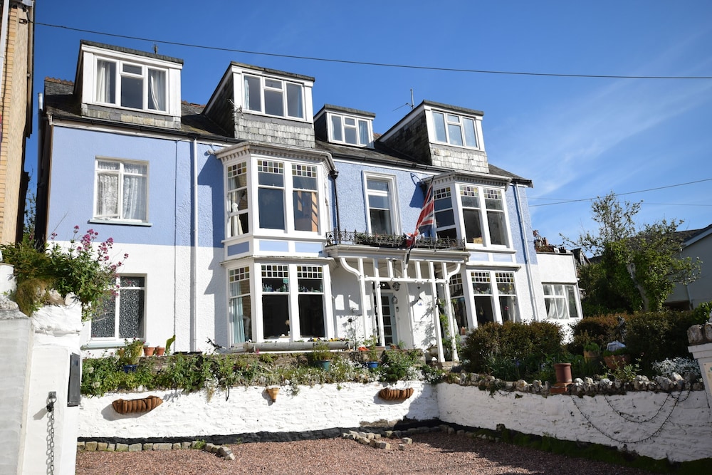 Newberry Beach Lodge 4/50