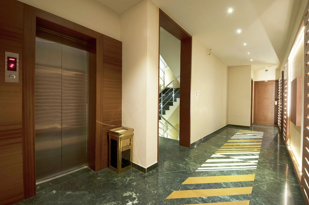 Uddhav Vilas Hotel 33/46