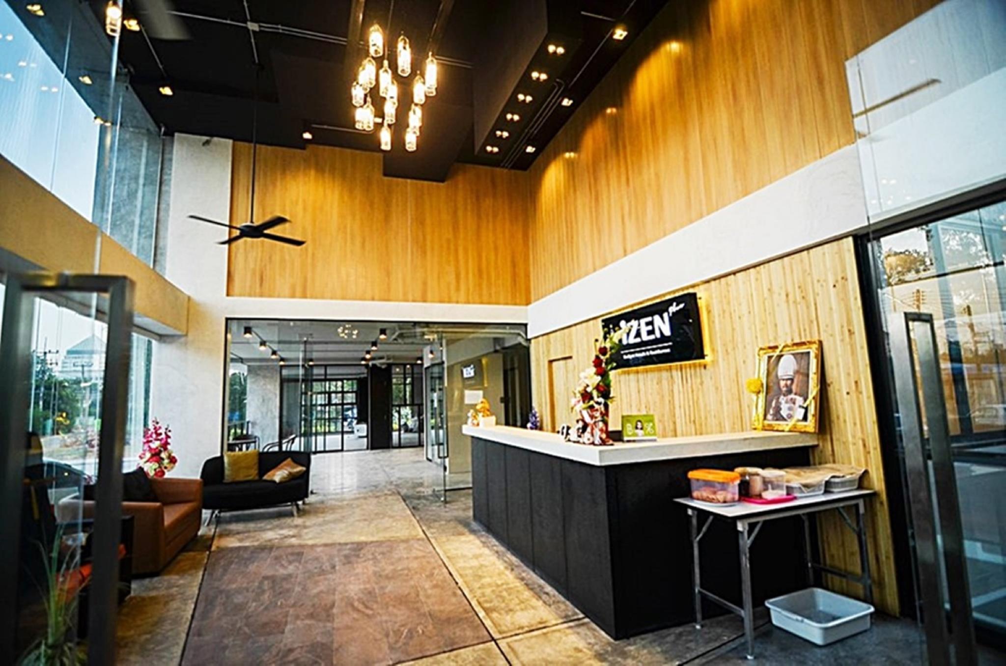 Izen Plus Budget Hotel & Residences 8/57