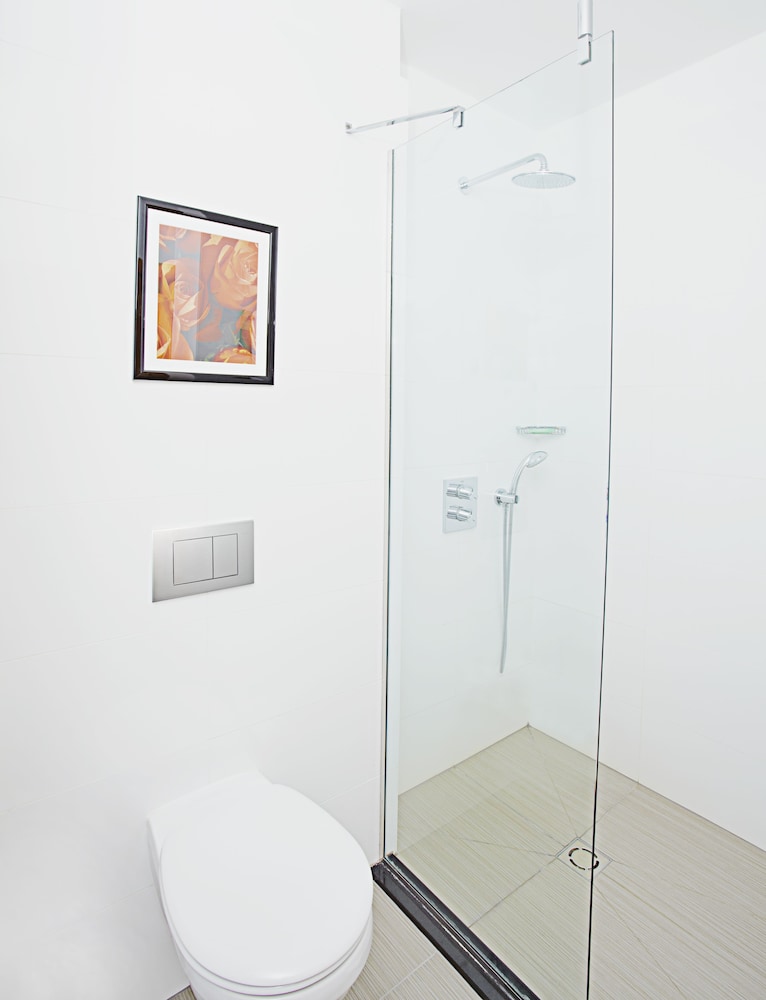 Courtyard By Marriott Budapest City Center Hotel 15/45