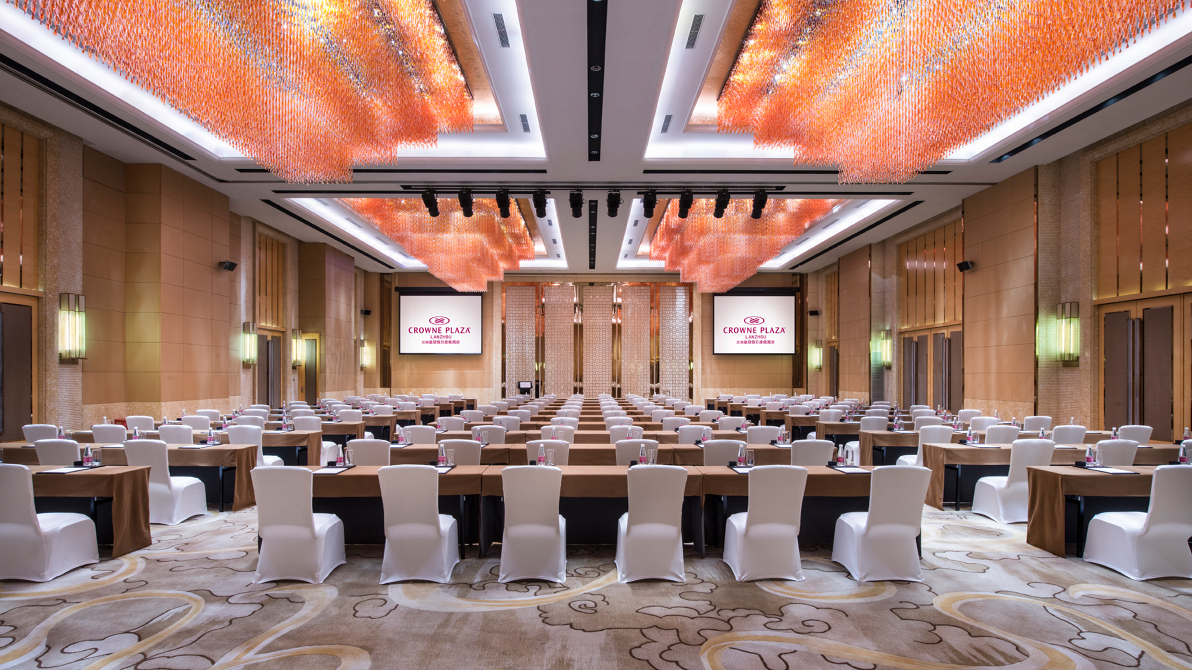 Crowne Plaza LANZHOU 37/50