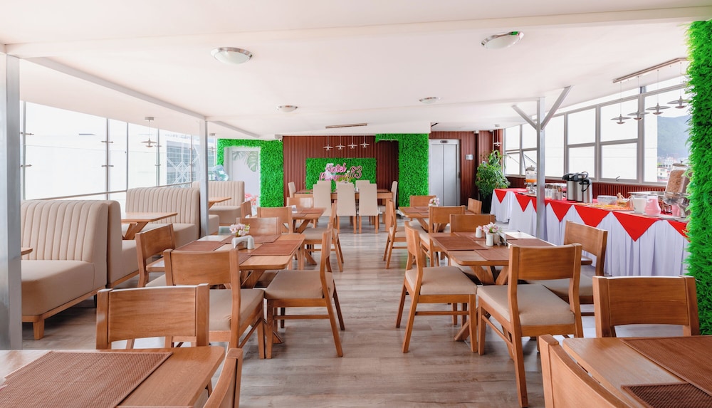 Hotel Parque 63 38/49
