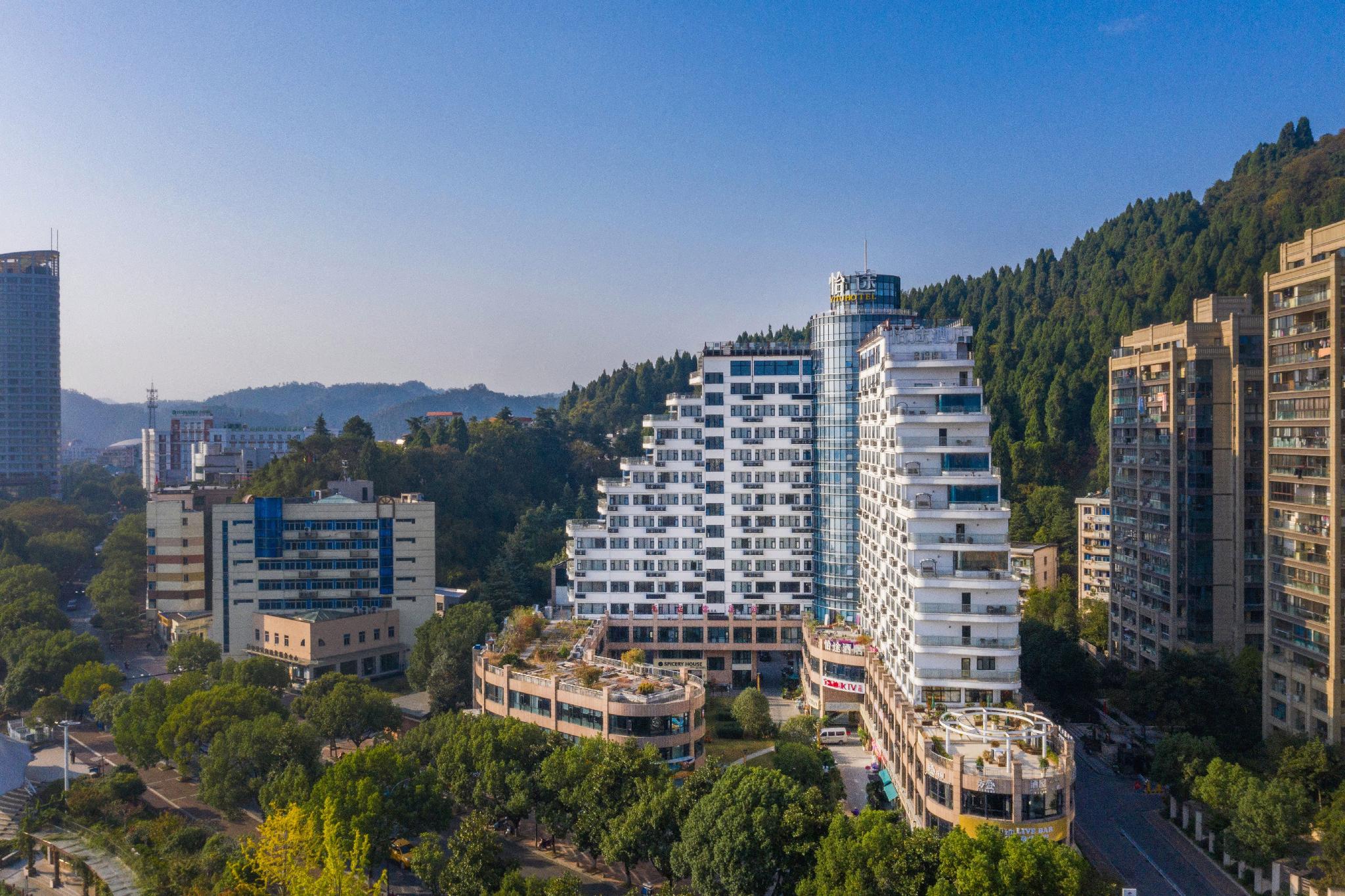 Yitu Lake View Hotel 4/29