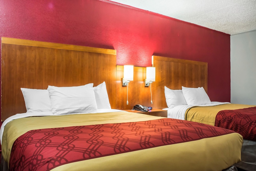 Econo Lodge Brockport NY 14/33