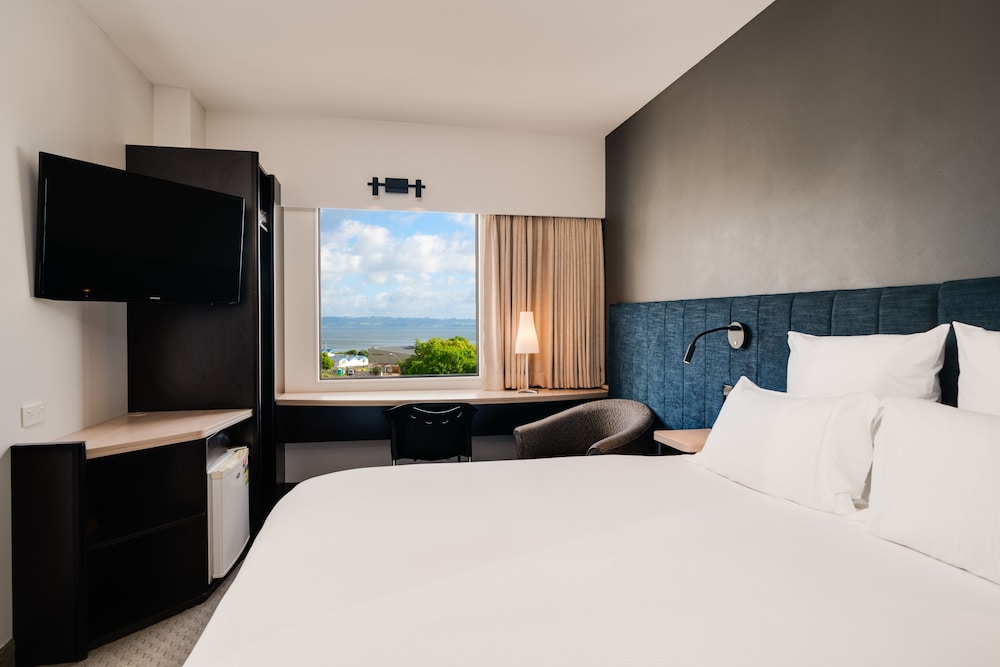 IBIS ROTORUA 19/44
