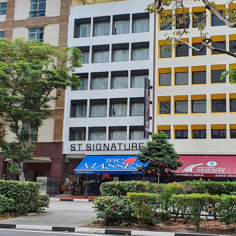 ST Signature Bugis Beach 22/76