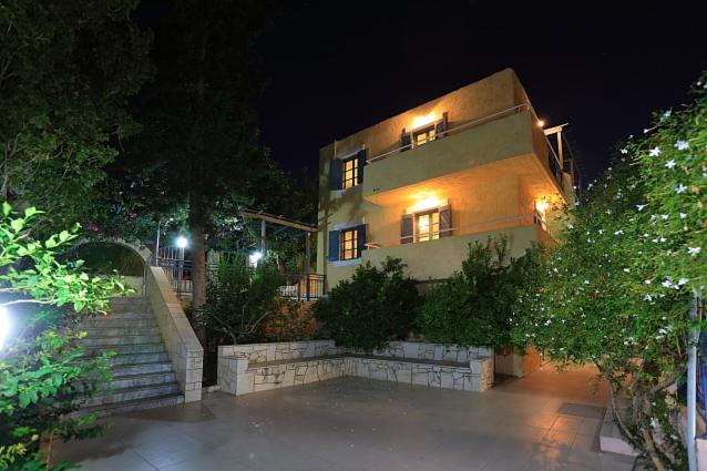 Stelva Villas 2/18