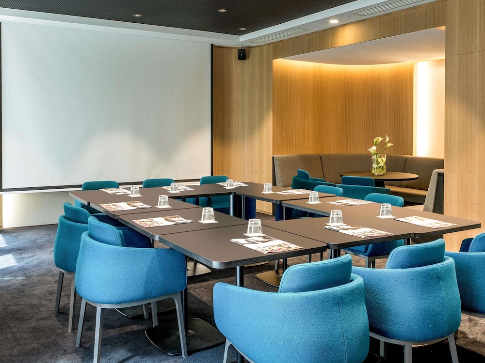 Mercure Paris 17 Batignolles 60/71