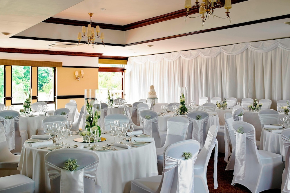 Delta Hotels by Marriott Breadsall Priory Country Club 32/40